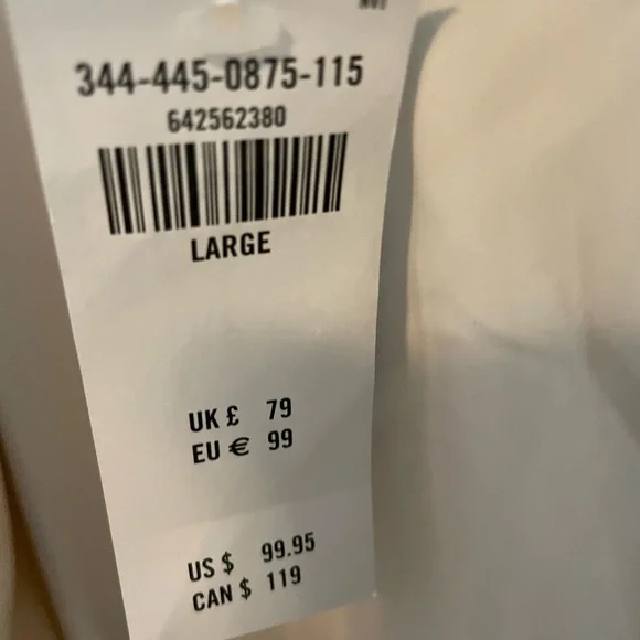 Ivory teddy bear coat from Hollister, never used but bought 2 years ago. - Picture 4 of 5